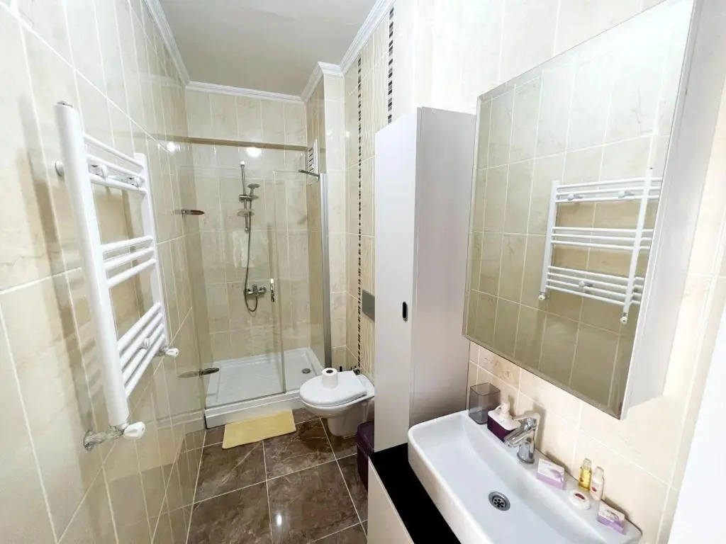 Istanbul Bahcesehir 2+1 Lux Residence New Airport and Akbati Mall