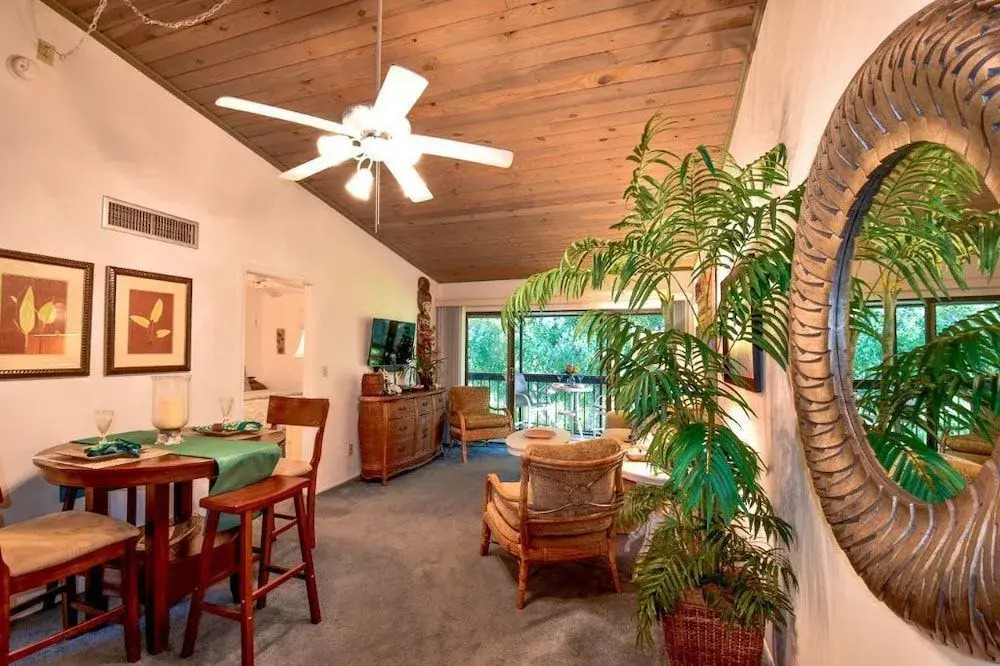Greenbrier Home #42776