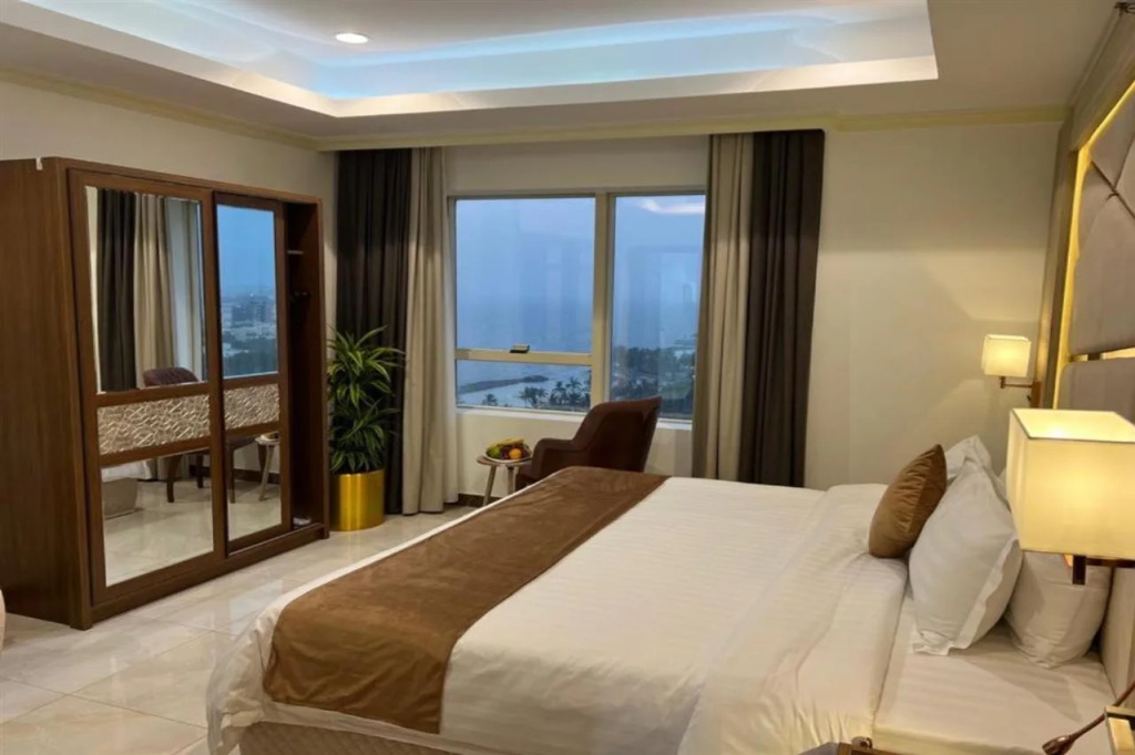 Seafront Luxury Suites Jeddah Corniche