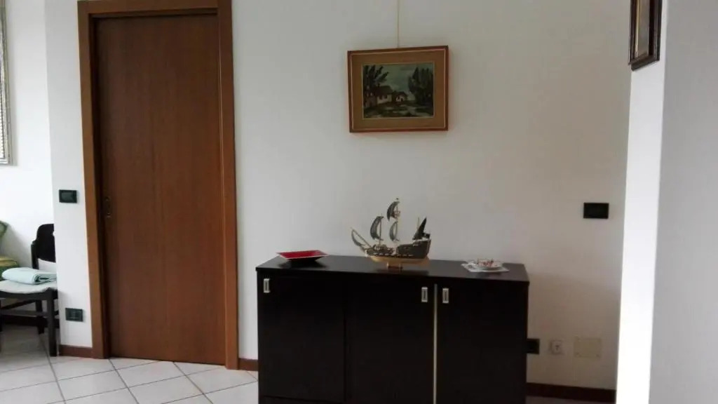 Emi Apartment