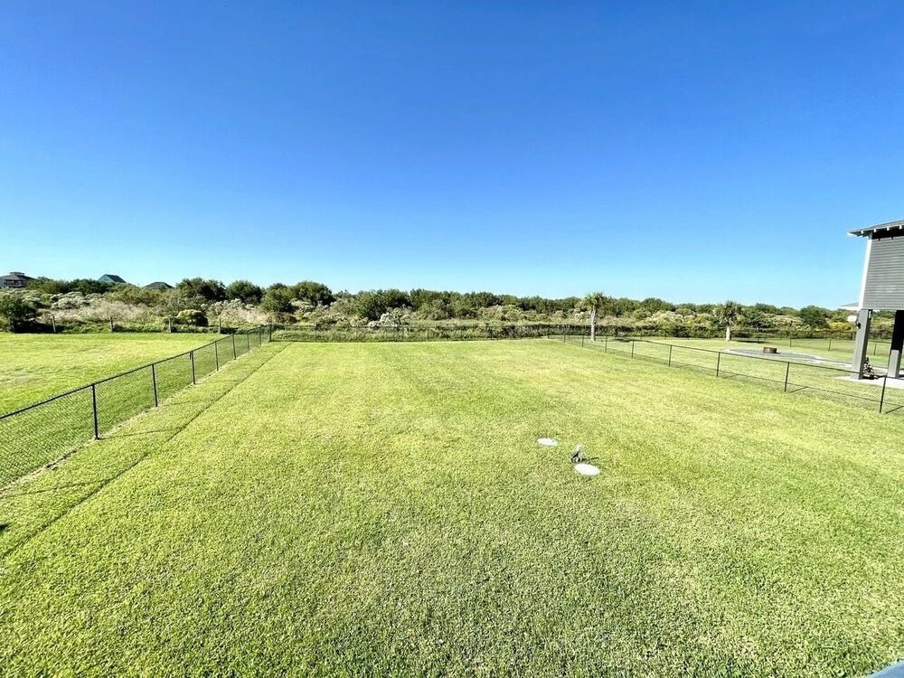 Bolivar Del Mar 3 Bedroom Home by RedAwning