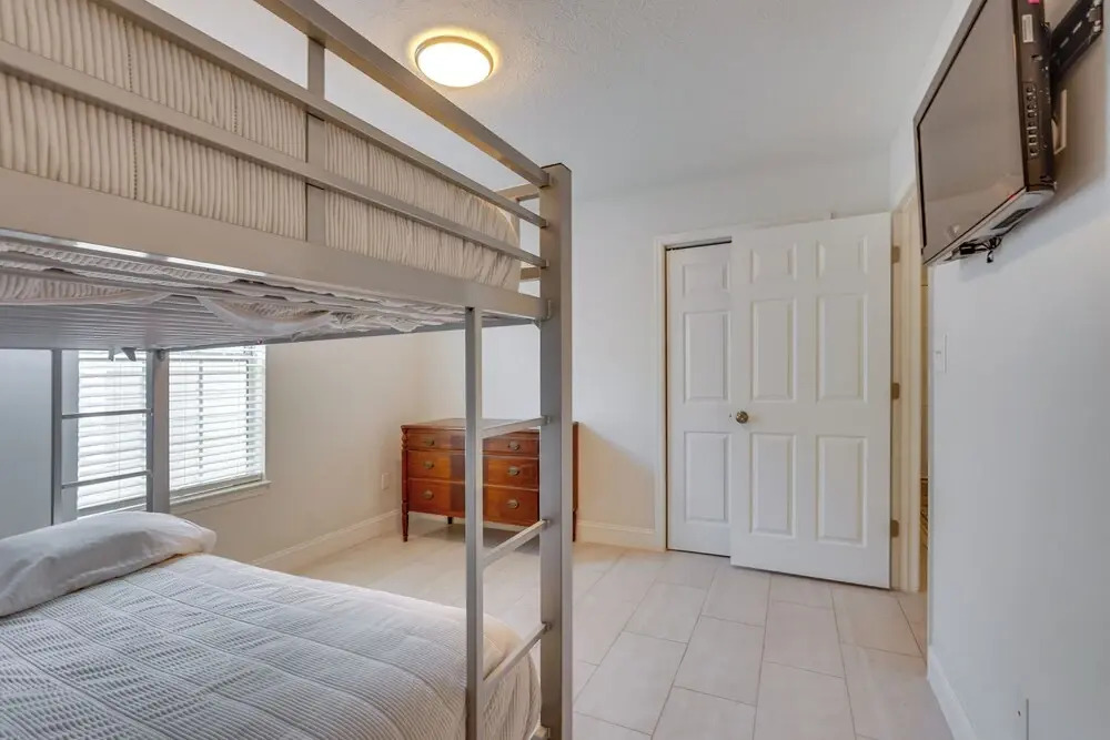 1 Mi to Beach: Family-friendly Home in Pcb!
