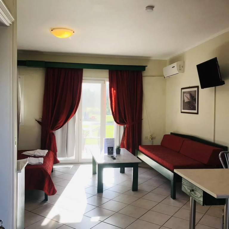 Leremo Luxury Studio
