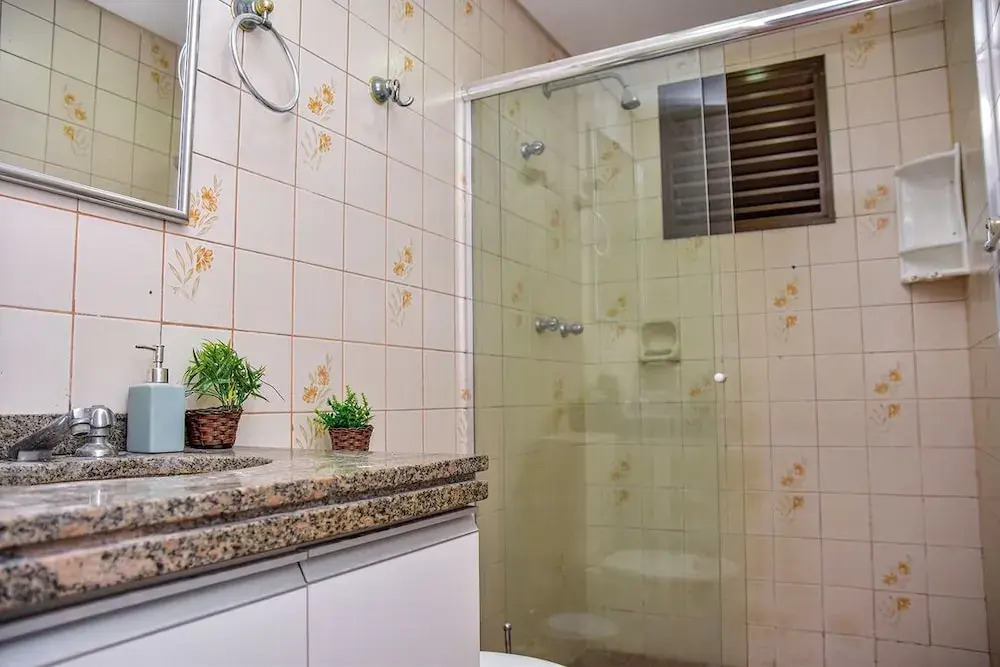 Flat com Piscina e Lazer na Praia de Pitangueiras
