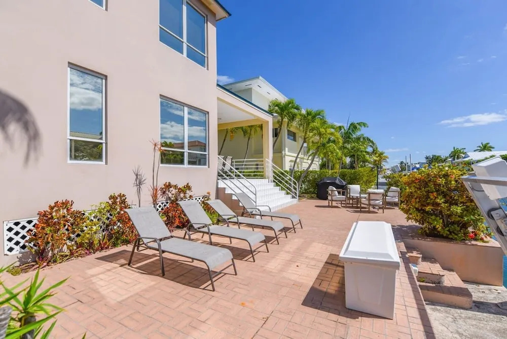 NEW Haven House Waterfront Home Amazing Views