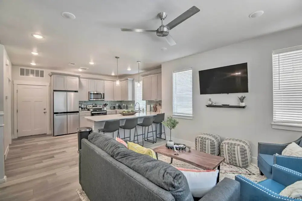 Gorgeous Greeley Getaway - Close to Parks!