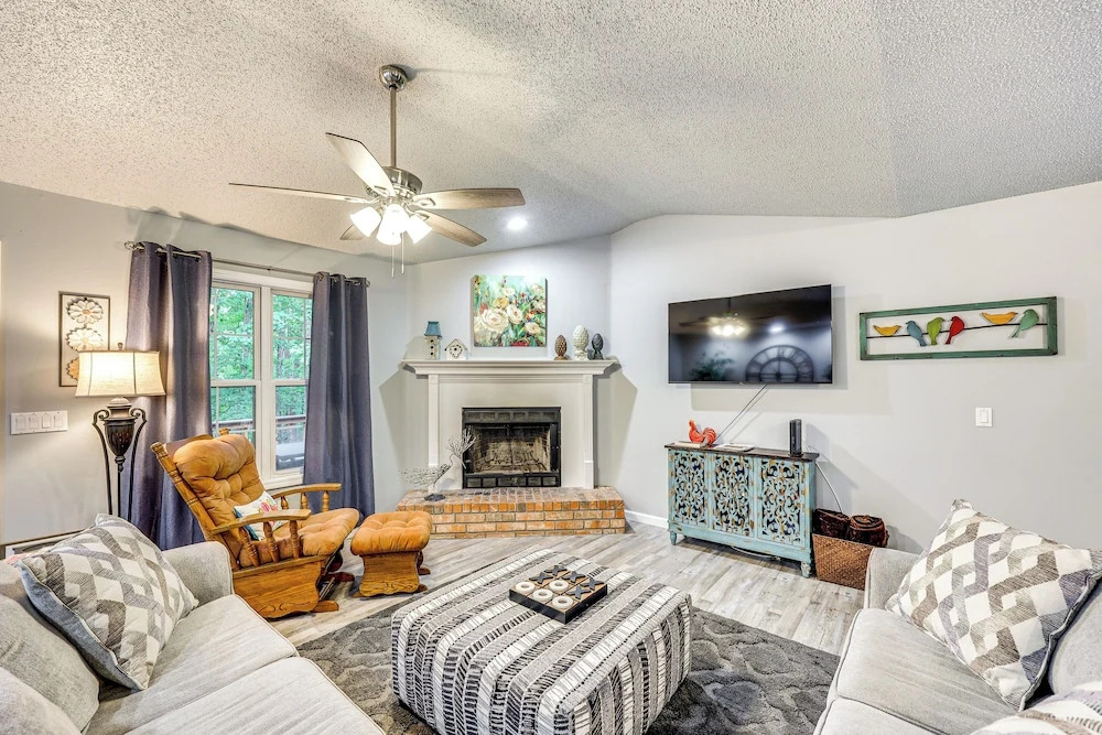 The Wildwood House in Hot Springs Village