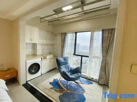 Liangchen Meijing Apartment