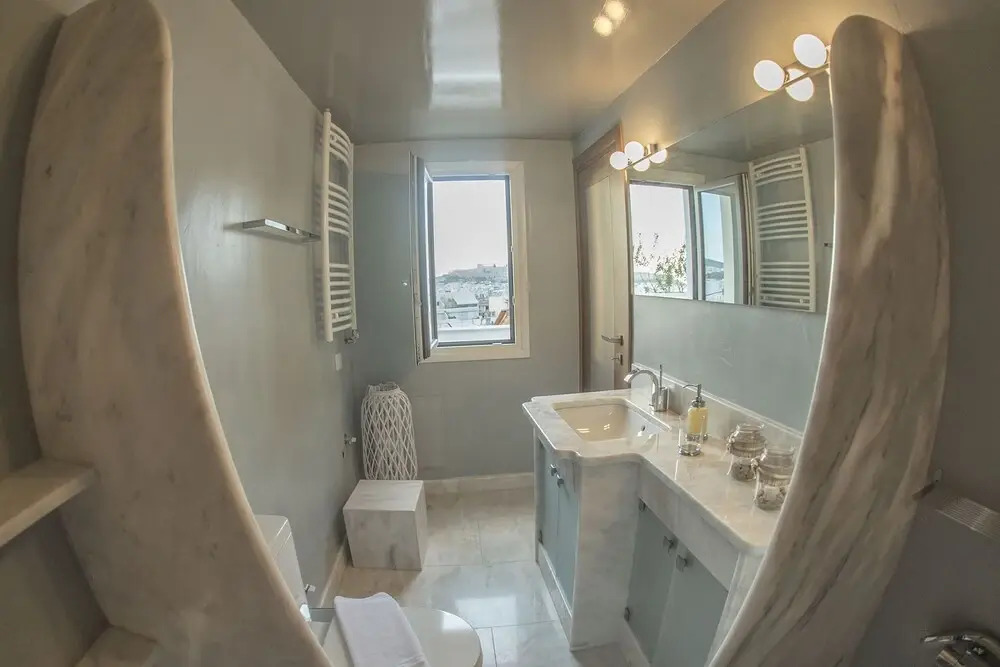 Stunning 2 bedroom house with amazing view