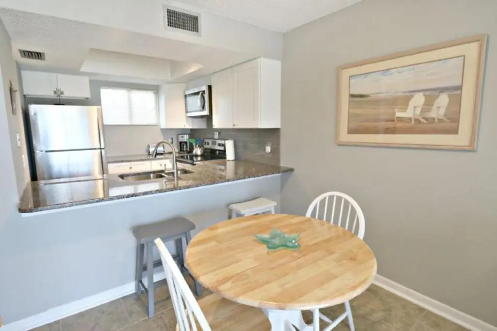 Ocean Village Club N36