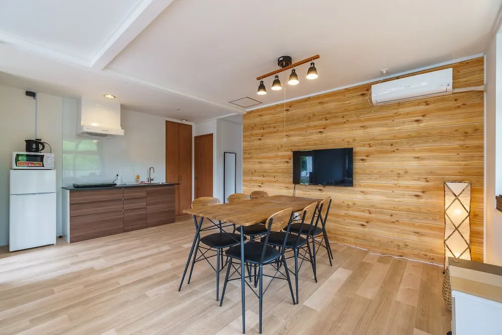 Ikidane House Onnason Maeda