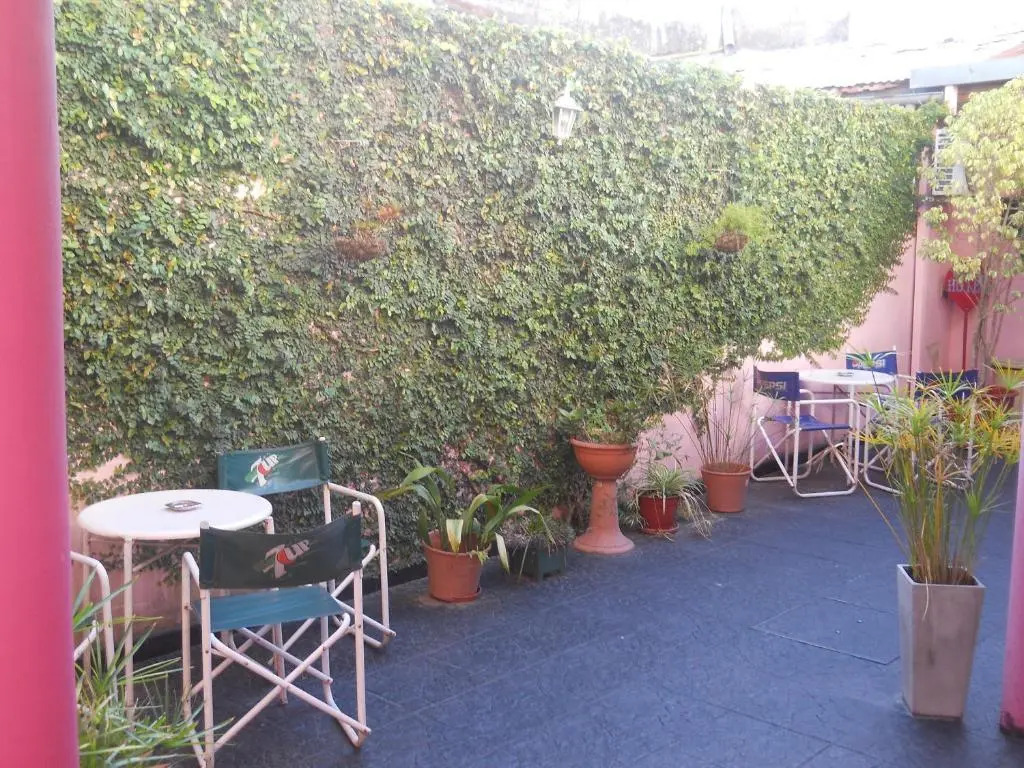 Dennisse Hotel