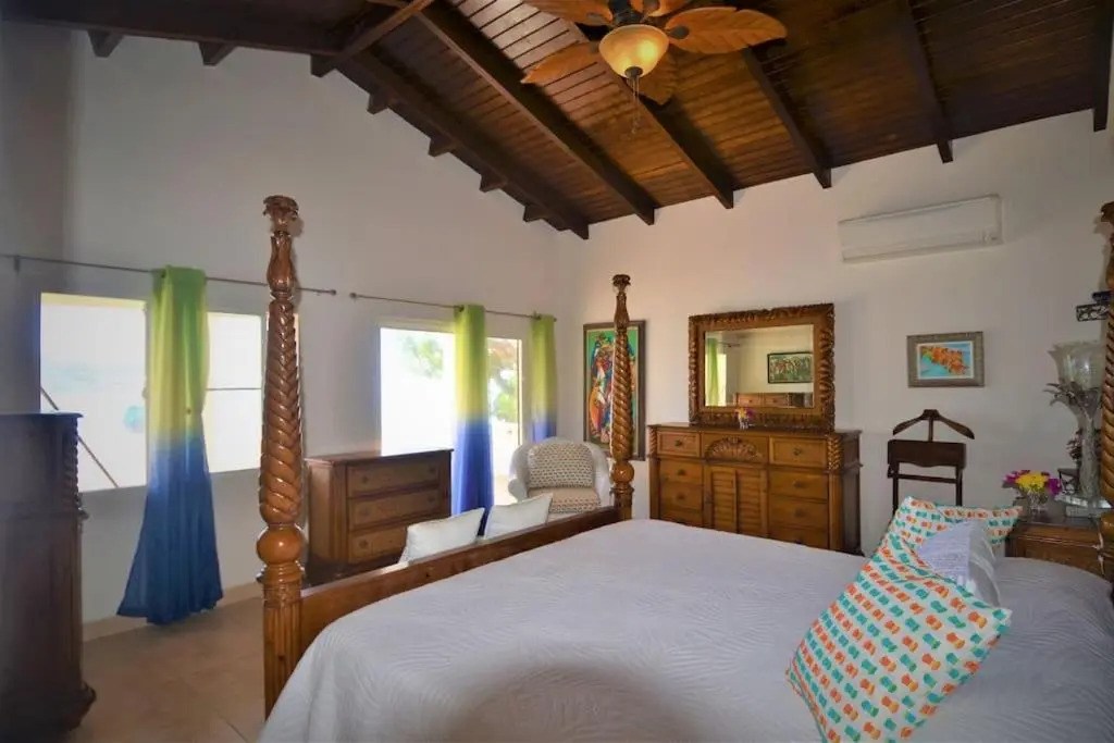 Caribbean Chic ocean front home 3 min to beach