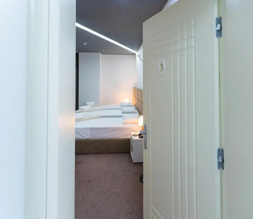 Hotel Emigranti 2