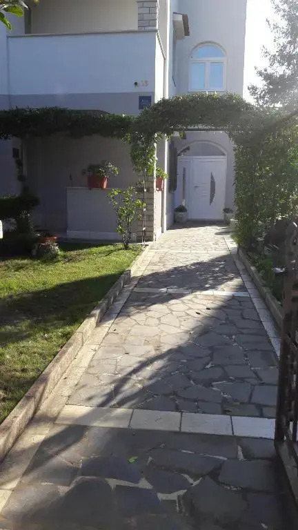 Apartments Sliško