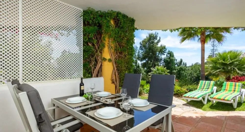 Apartment - 2 Bedrooms with Pool and WiFi - 107868