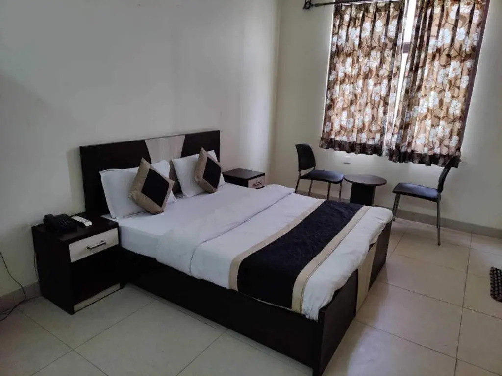 OYO Hotel Arihant Palace