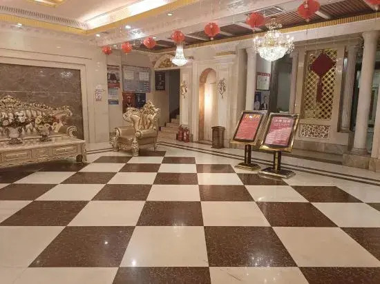 Zhumadian Hawaii Hot Spring Bath Hotel
