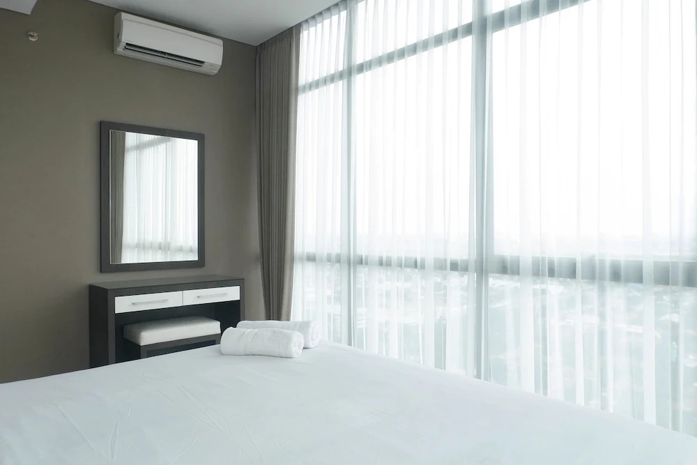 Vibrant Luxurious 2Br Apartment At Aryaduta Residence Connected To Cito Mall