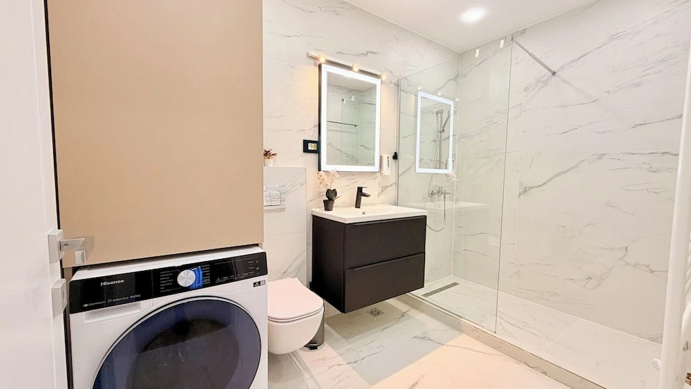Ivory Residence Apartments Modern Style