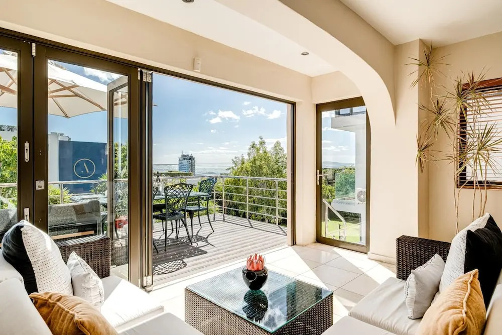 Homely Sea Point 3bd Villa w Garden Pool Kaya Eden