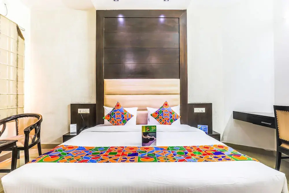 FabHotel Vizion Rezi
