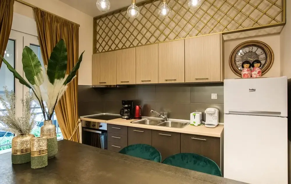 GOLD RESIDENCES - parking , central suites