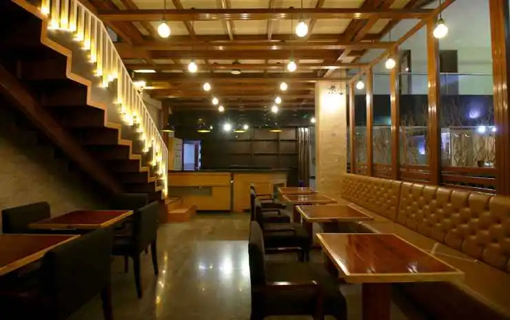 Altona Hotel