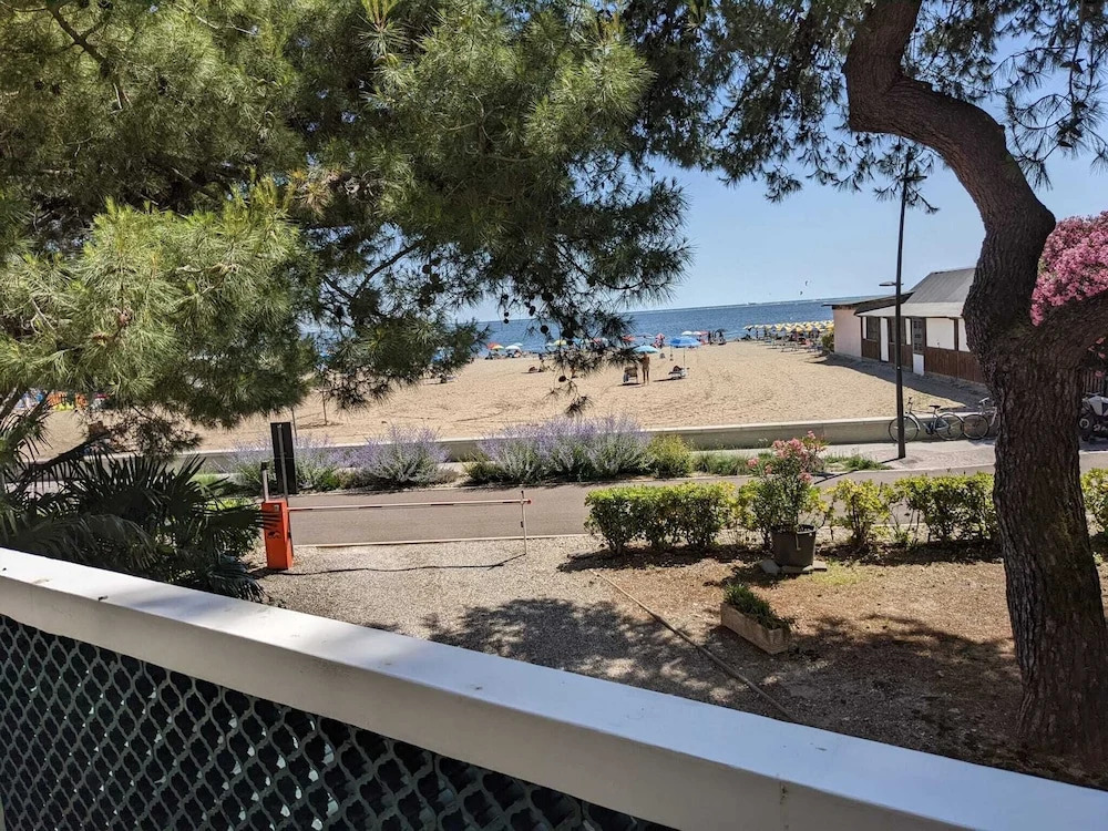 Grado Pineta Lovable Seaview Apartment