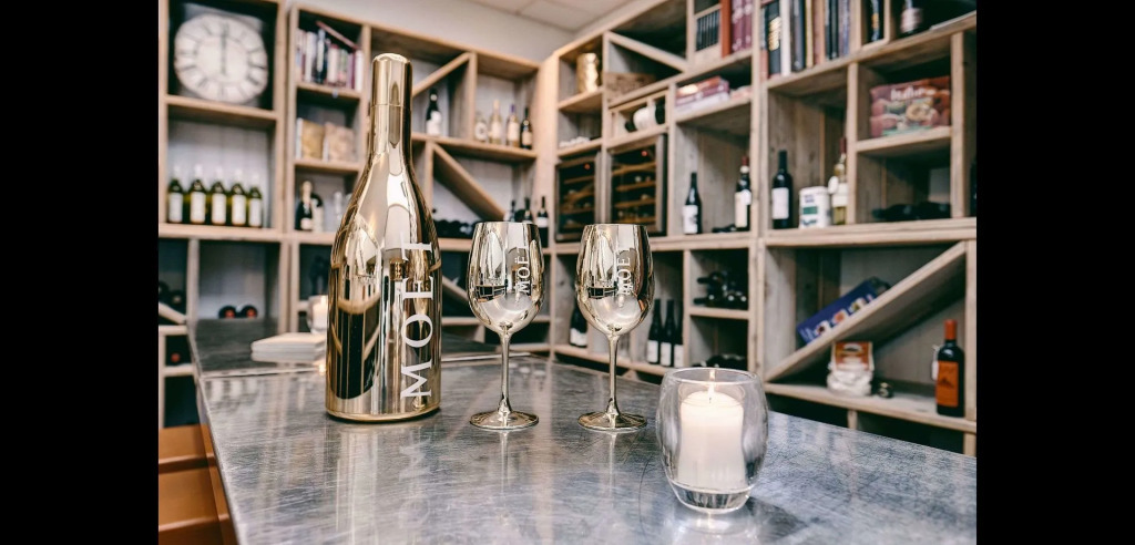 HOTEL ALKMAAR - Bar & Restaurant - Meeting & Events