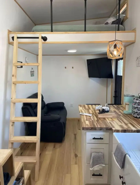 Mountain Top Tiny House by Beyond Expectations