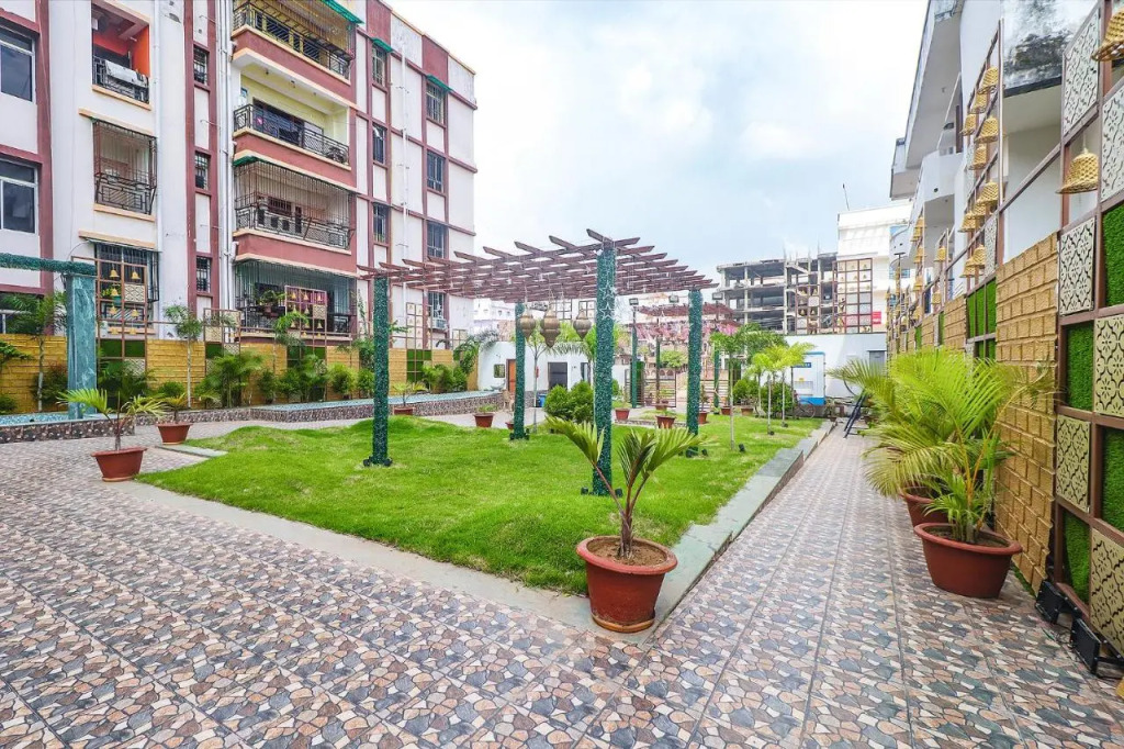 FabHotel Le Gardenia