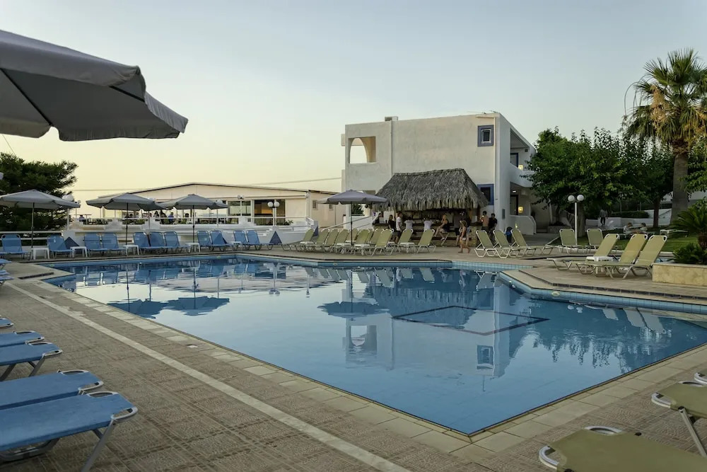 Курорт Sunset Paradise 