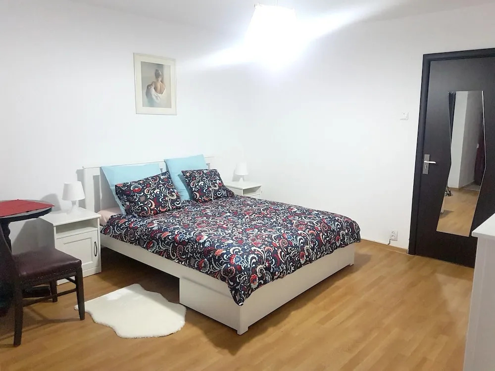Apartment With one Bedroom in Sector 3, București, With Wonderful City View and Wifi - Near the Slopes