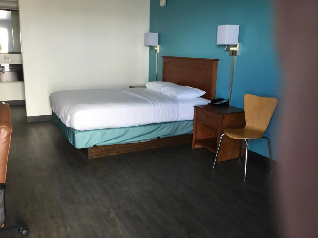 Motel 6-Baker City, OR