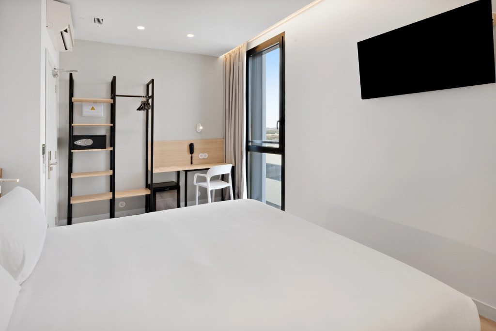 B&B HOTEL Alicante Aeropuerto