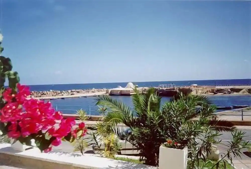 Hotel Mezri