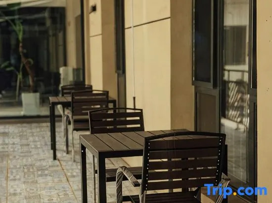 Rujia Yayuan Homestay (Ancient City of Kashgar Scenic Area Aitigar Square)