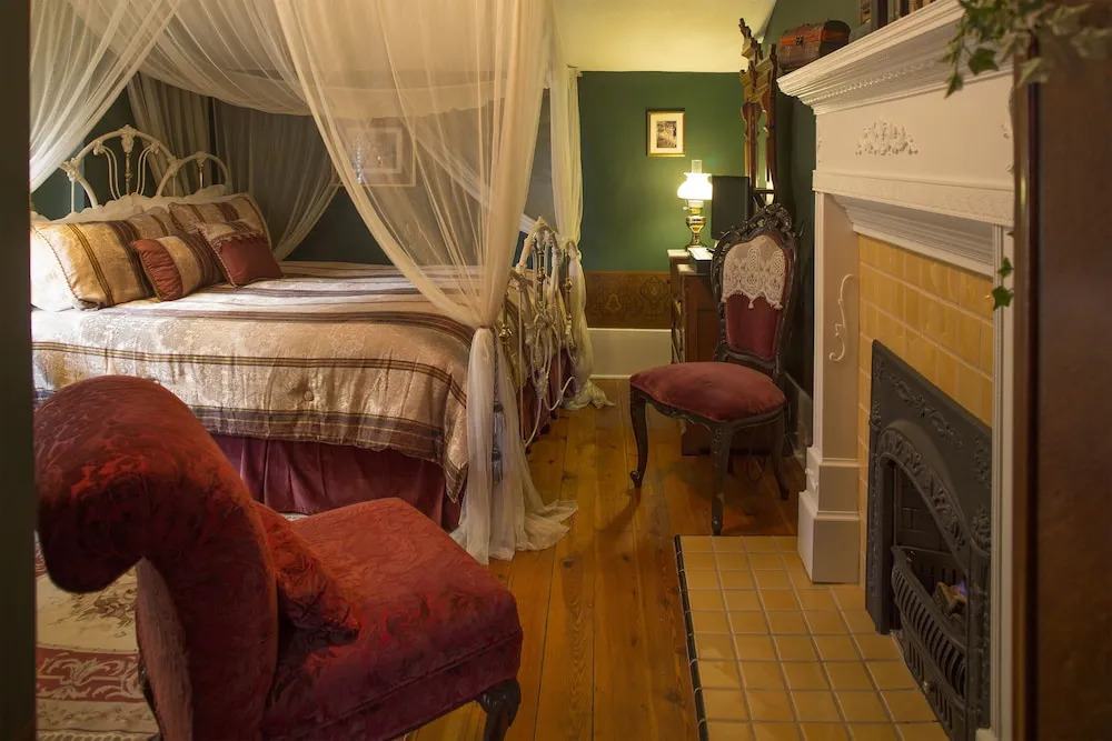 A Bed of Roses Bed & Breakfast