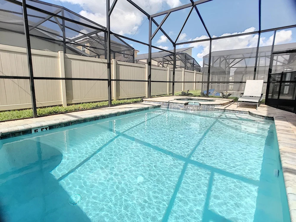 Paradise Escapes by Florida Spirit