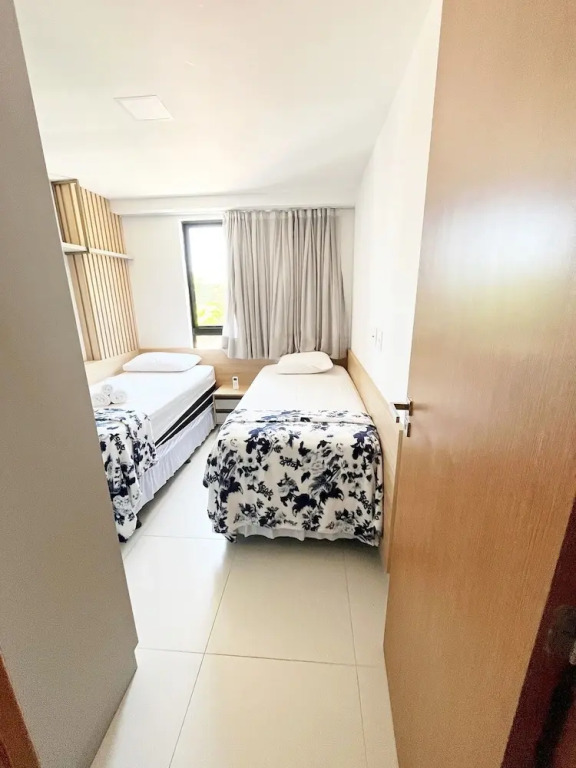 Dutra Ocean Flat By DayByDay