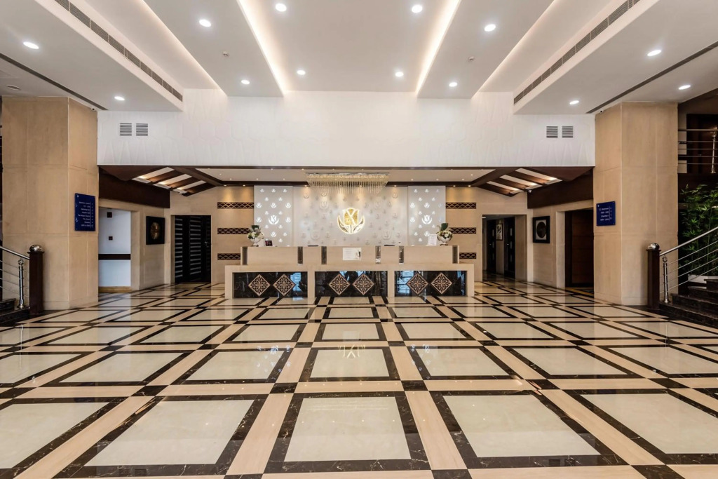 Golden Chariot Vasai Hotel