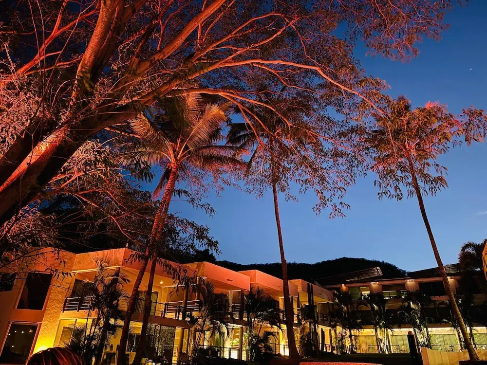 Chiijaj Hotel & Club De Laguna