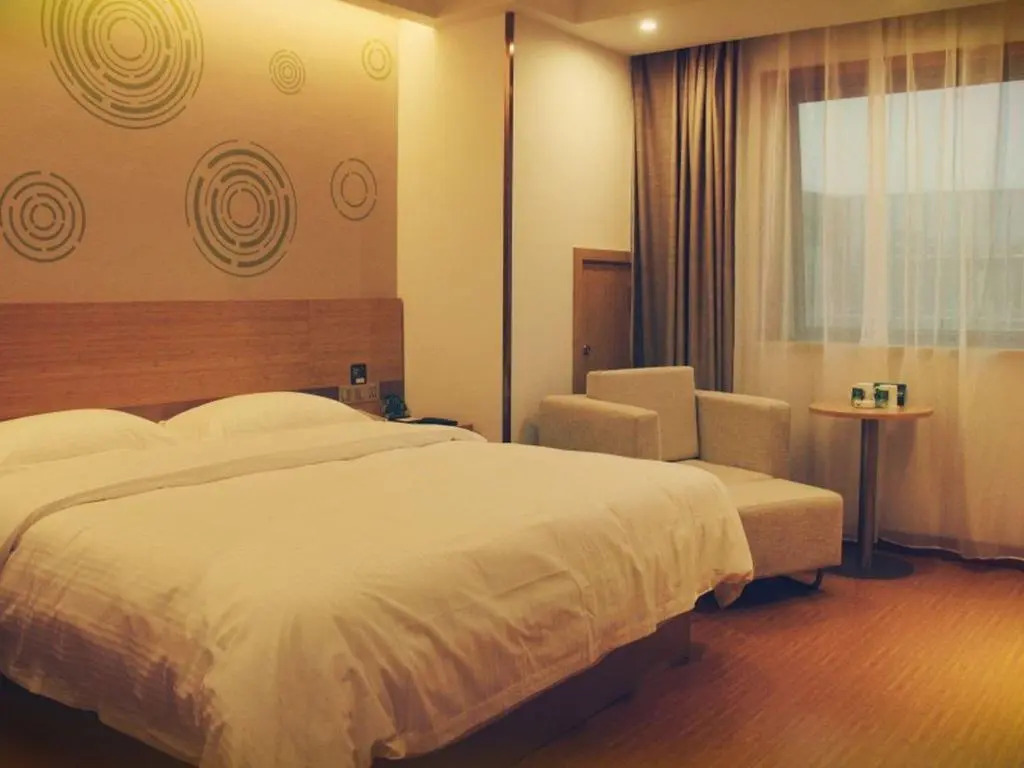 GreenTree Inn Shaoxing Binhai New City Dongsen Commercial Square Hotel
