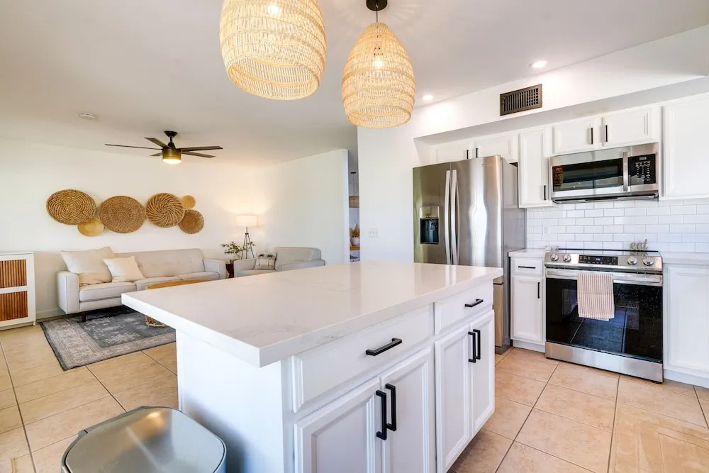 Outdoor Oasis! Mtn-view Desert Getaway in Phoenix
