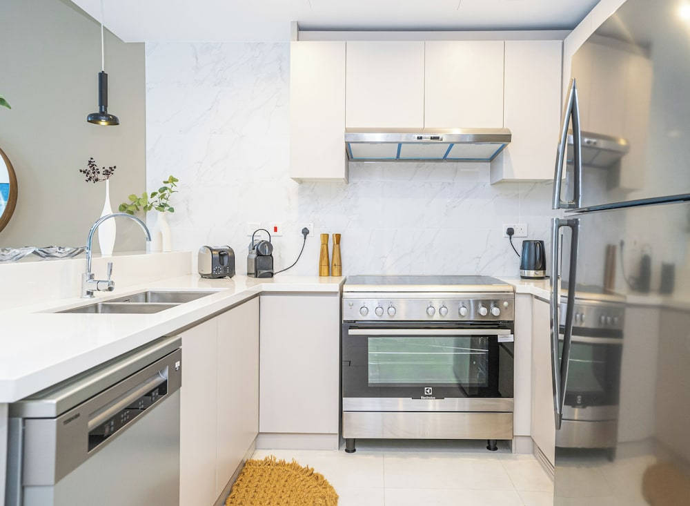 HomesGetaway-2BR Apt in 1 Residences