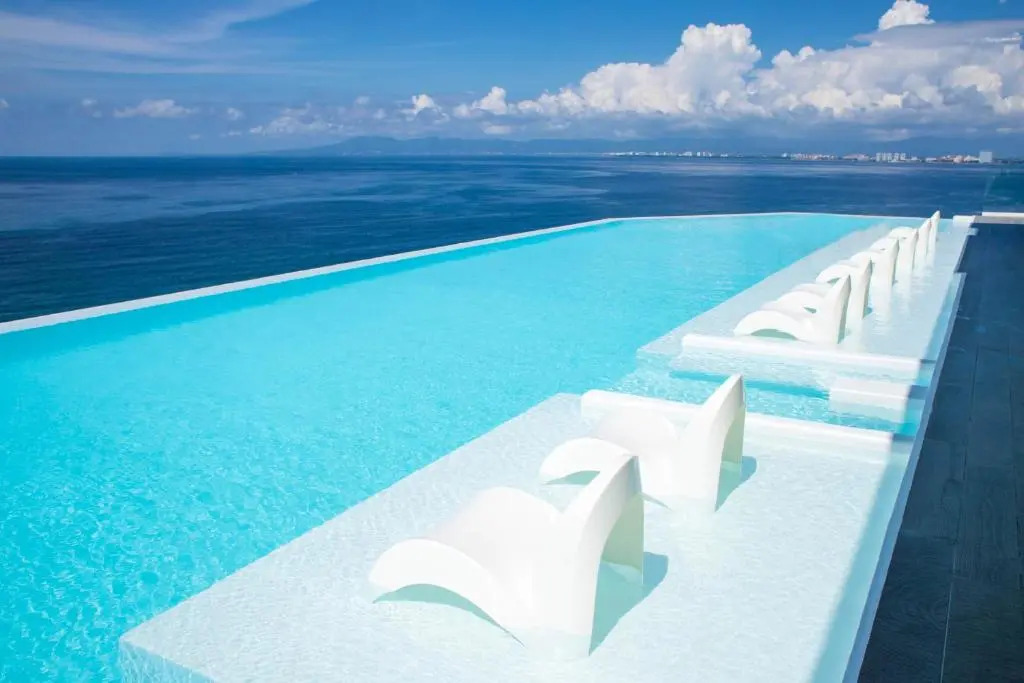 Ochid 4B Ocean Front 1500 Sq. Ft. Condo With 2 Bedrooms & 2 Bath