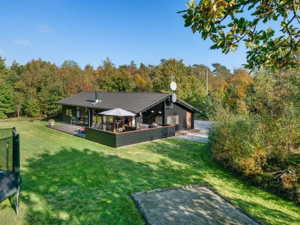 Holiday Home Mourits - 1-2km from the sea by Interhome