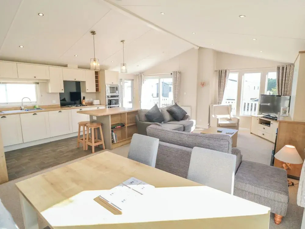 28 Finch