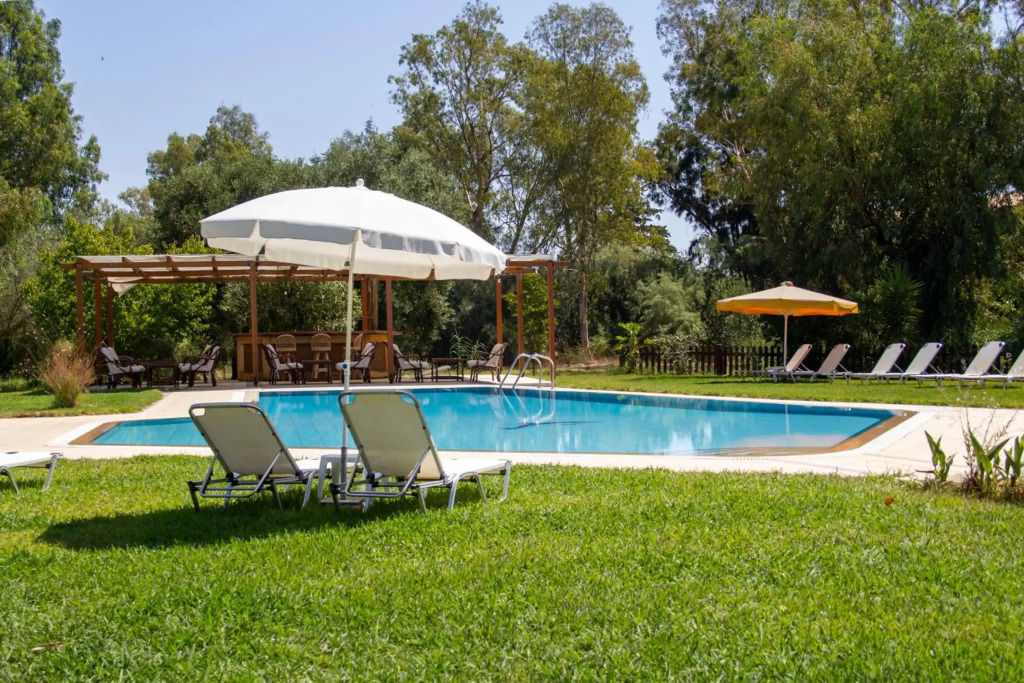 Tellis Holiday Rooms